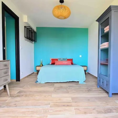 Apartament Calme, Avec Terrasse Fleurie *